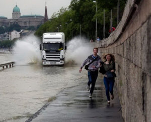 Fleeing truck splash
